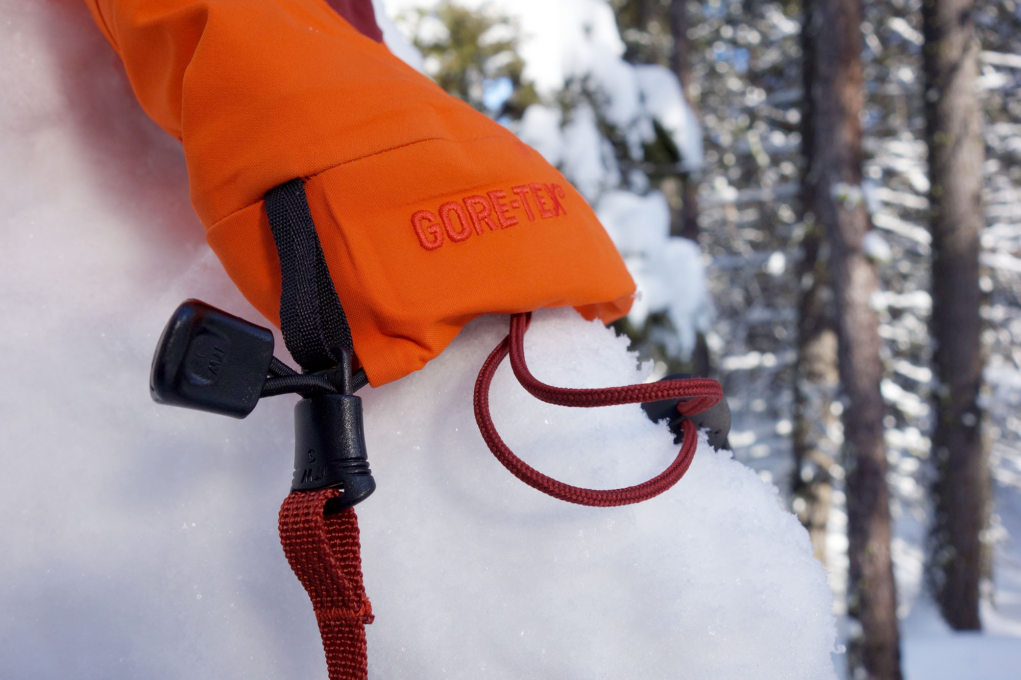 Arc'teryx Lithic Glove Review | Switchback Travel